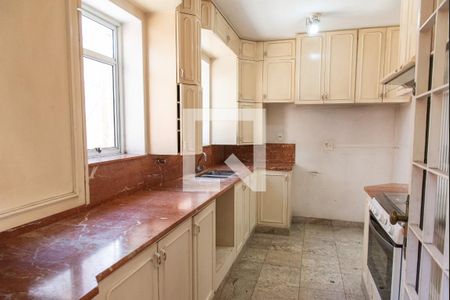 Casa para alugar com 360m², 3 quartos e 3 vagas Casa para alugar com 360m², 3 quartos e 3 vagasCozinha