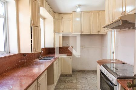 Casa para alugar com 360m², 3 quartos e 3 vagas Casa para alugar com 360m², 3 quartos e 3 vagasCozinha