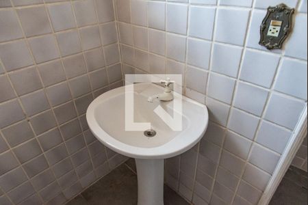 Casa para alugar com 360m², 3 quartos e 3 vagas Casa para alugar com 360m², 3 quartos e 3 vagasBanheiro de serviço