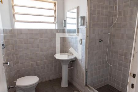 Casa para alugar com 360m², 3 quartos e 3 vagas Casa para alugar com 360m², 3 quartos e 3 vagasBanheiro de serviço