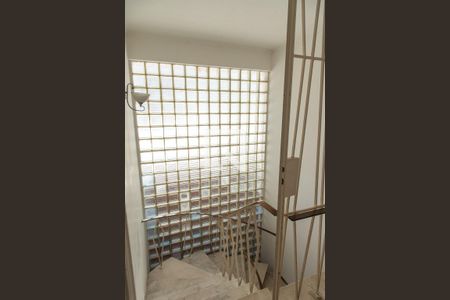 Casa para alugar com 360m², 3 quartos e 3 vagas Casa para alugar com 360m², 3 quartos e 3 vagasHall dos quartos