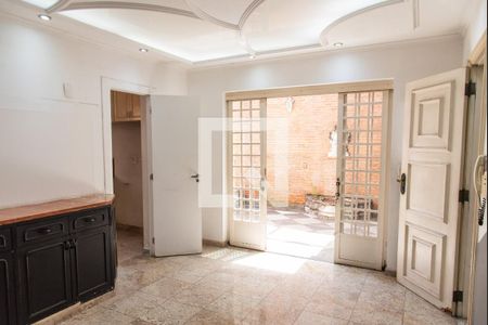 Casa para alugar com 360m², 3 quartos e 3 vagas Casa para alugar com 360m², 3 quartos e 3 vagasCopa