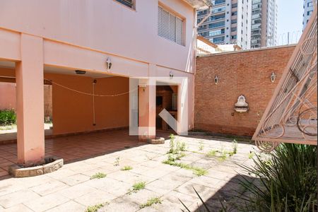 Casa para alugar com 360m², 3 quartos e 3 vagas Casa para alugar com 360m², 3 quartos e 3 vagasQuintal