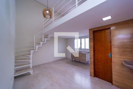 Sala/Cozinha/Área de Serviço de kitnet/studio para alugar com 1 quarto, 32m² em Jardim Veronia, São Paulo