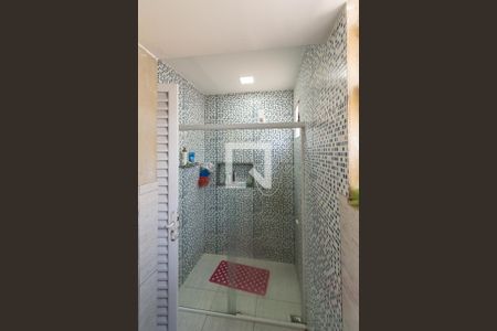 Casa à venda com 195m², 6 quartos e 1 vagaCasa 2 - Banheiro