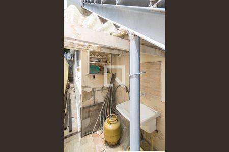 Casa à venda com 195m², 6 quartos e 1 vagaCasa 1 - Área de serviço