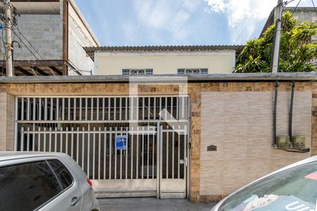Casa à venda com 195m², 6 quartos e 1 vagaFachada