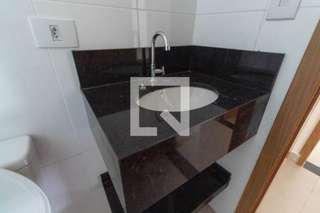 Apartamento para alugar com 45m², 2 quartos e sem vagaBanheiro