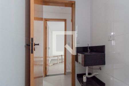 Apartamento para alugar com 39m², 2 quartos e sem vaga Apartamento para alugar com 39m², 2 quartos e sem vagaBanheiro