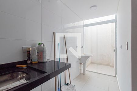 Apartamento para alugar com 39m², 2 quartos e sem vaga Apartamento para alugar com 39m², 2 quartos e sem vagaCozinha e Área de Serviço