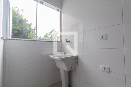 Sala, Cozinha e área de serviço de apartamento para alugar com 1 quarto, 40m² em Vila Sao Geraldo, São Paulo