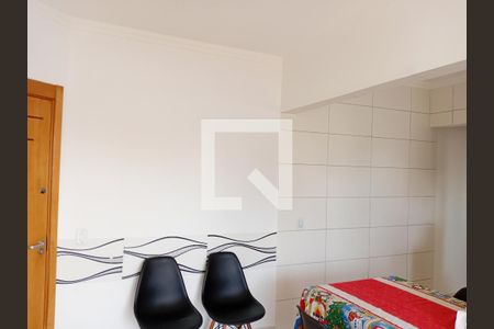 Sala de apartamento para alugar com 2 quartos, 92m² em Vila Caiçara, Praia Grande