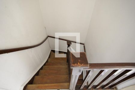 Studio para alugar com 38m², 1 quarto e sem vagaEscada