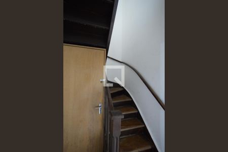 Studio para alugar com 38m², 1 quarto e sem vagaEscada