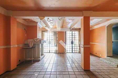 Casa à venda com 326m², 3 quartos e 2 vagas Casa à venda com 326m², 3 quartos e 2 vagasÁrea Externa