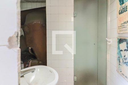 Casa à venda com 326m², 3 quartos e 2 vagas Casa à venda com 326m², 3 quartos e 2 vagasBanheiro Piscina e Churrasqueira