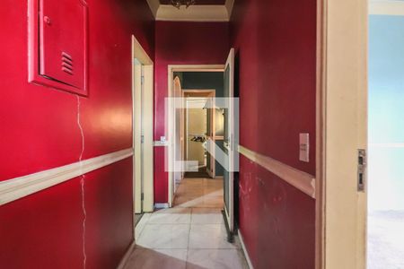 Casa à venda com 326m², 3 quartos e 2 vagas Casa à venda com 326m², 3 quartos e 2 vagasCorredor