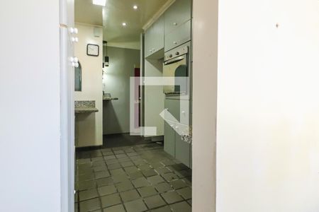 Casa à venda com 326m², 3 quartos e 2 vagas Casa à venda com 326m², 3 quartos e 2 vagasCozinha e Área de Serviço