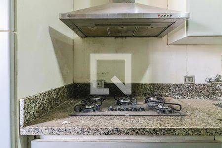 Casa à venda com 326m², 3 quartos e 2 vagas Casa à venda com 326m², 3 quartos e 2 vagasCozinha e Área de Serviço