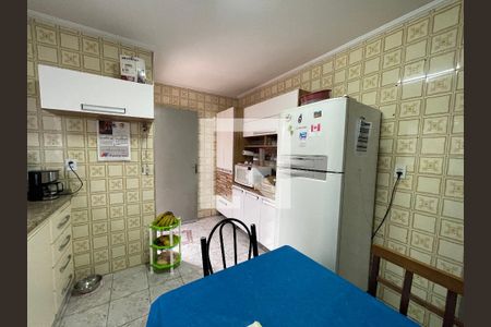 Casa à venda com 122m², 4 quartos e 2 vagasCozinha