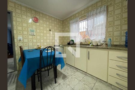 Casa à venda com 122m², 4 quartos e 2 vagasCozinha