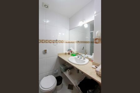 Apartamento à venda com 154m², 3 quartos e 2 vagasBanheiro Quarto 1 suíte