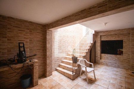 Casa à venda com 150m², 3 quartos e 1 vagaÁrea de Serviço