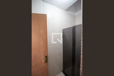 Casa à venda com 150m², 3 quartos e 1 vagaBanheiro 2