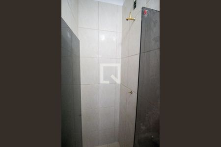 Casa à venda com 150m², 3 quartos e 1 vagaBanheiro 2