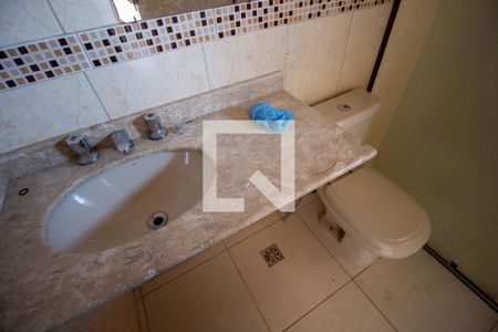 Casa à venda com 150m², 3 quartos e 1 vagaBanheiro