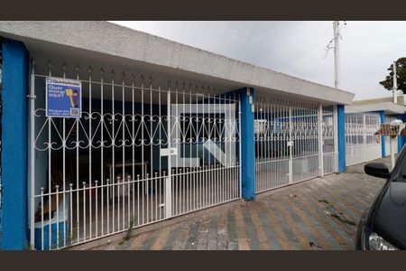 Casa para alugar com 60m², 1 quarto e 1 vagaFachada e plaquinha