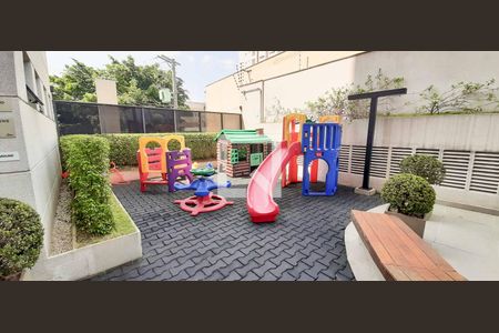 Apartamento à venda com 73m², 3 quartos e 2 vagasÁrea comum - Playground