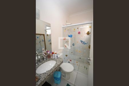 Casa à venda com 131m², 3 quartos e 2 vagasBanheiro da Suíte 3