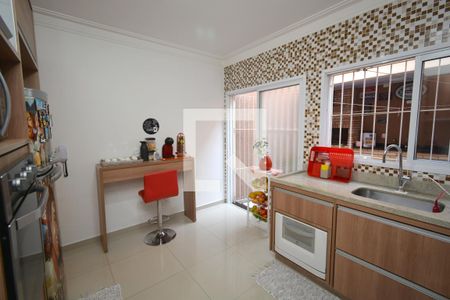 Casa à venda com 131m², 3 quartos e 2 vagasCozinha