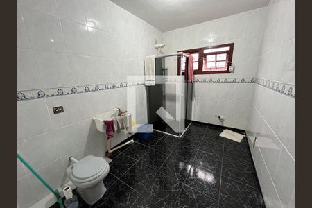 Casa à venda com 224m², 4 quartos e 2 vagas Casa à venda com 224m², 4 quartos e 2 vagasBanheiro 3
