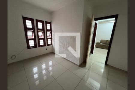 Casa à venda com 224m², 4 quartos e 2 vagas Casa à venda com 224m², 4 quartos e 2 vagasQuarto 2