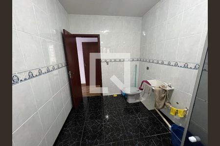 Casa à venda com 224m², 4 quartos e 2 vagas Casa à venda com 224m², 4 quartos e 2 vagasBanheiro 3