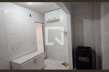Casa à venda com 75m², 3 quartos e 1 vagacozinha