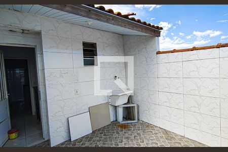 Casa à venda com 75m², 3 quartos e 1 vagaterraço - area de serviço