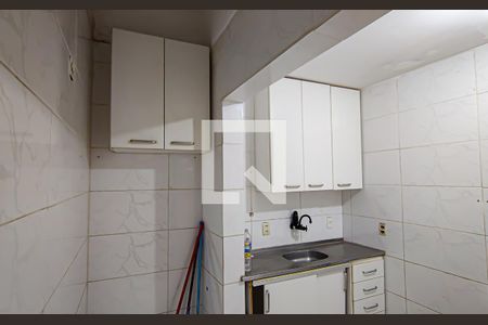 Casa à venda com 75m², 3 quartos e 1 vagacozinha