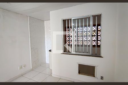 Casa à venda com 75m², 3 quartos e 1 vagaquarto 3