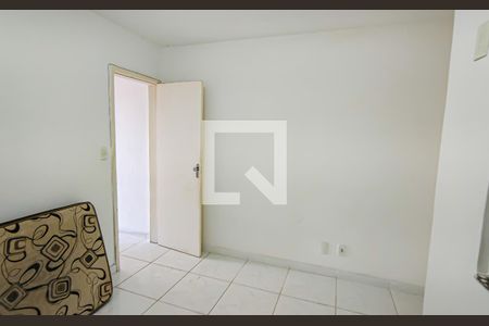 Casa à venda com 75m², 3 quartos e 1 vagaquarto 2