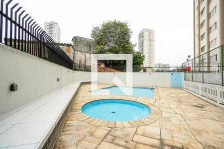 Apartamento à venda com 50m², 2 quartos e 1 vaga Apartamento à venda com 50m², 2 quartos e 1 vagaÁrea comum - Piscina