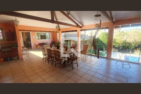 Casa à venda com 3 quartos, 520m² em Jardim Tereza Cristina, Jundiaí