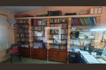 Casa à venda com 3 quartos, 520m² em Jardim Tereza Cristina, Jundiaí