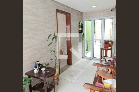 Casa à venda com 3 quartos, 180m² em Parque Sao Domingos, São Paulo