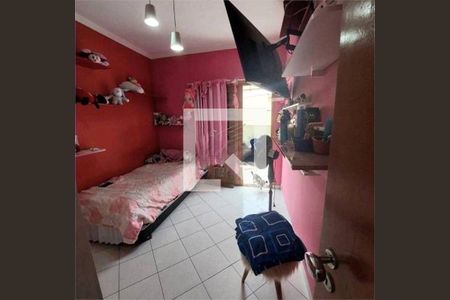 Casa à venda com 3 quartos, 180m² em Parque Sao Domingos, São Paulo