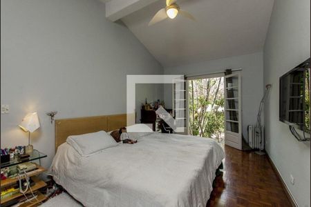 Casa à venda com 5 quartos, 600m² em Vila Tramontano, São Paulo