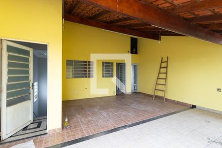 Casa para alugar com 344m², 3 quartos e 2 vagas Casa para alugar com 344m², 3 quartos e 2 vagasTerraço