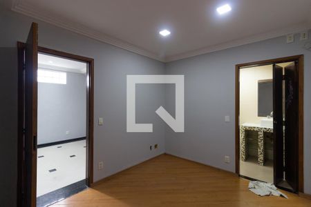Casa para alugar com 344m², 3 quartos e 2 vagas Casa para alugar com 344m², 3 quartos e 2 vagasSuíte
